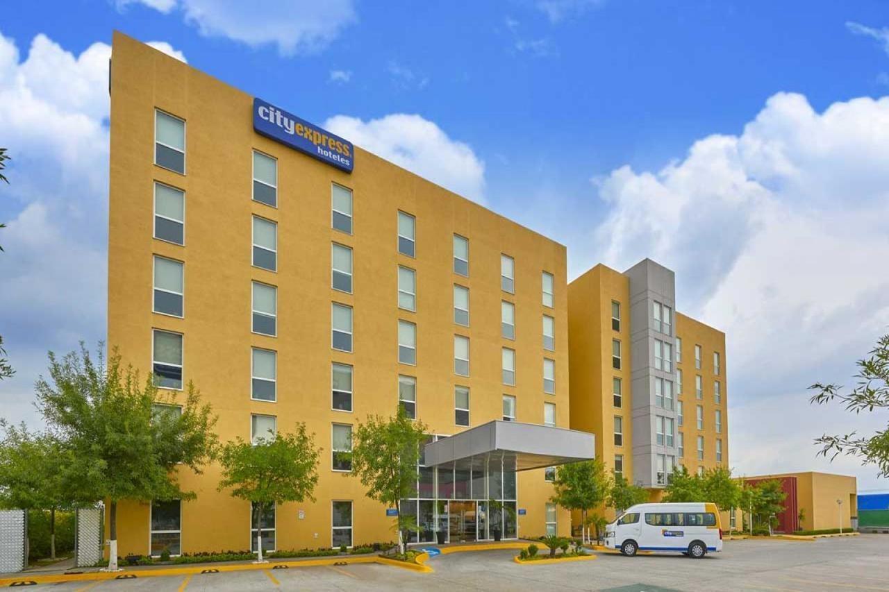 City Express Suites By Marriott Silao Aeropuerto Exterior photo