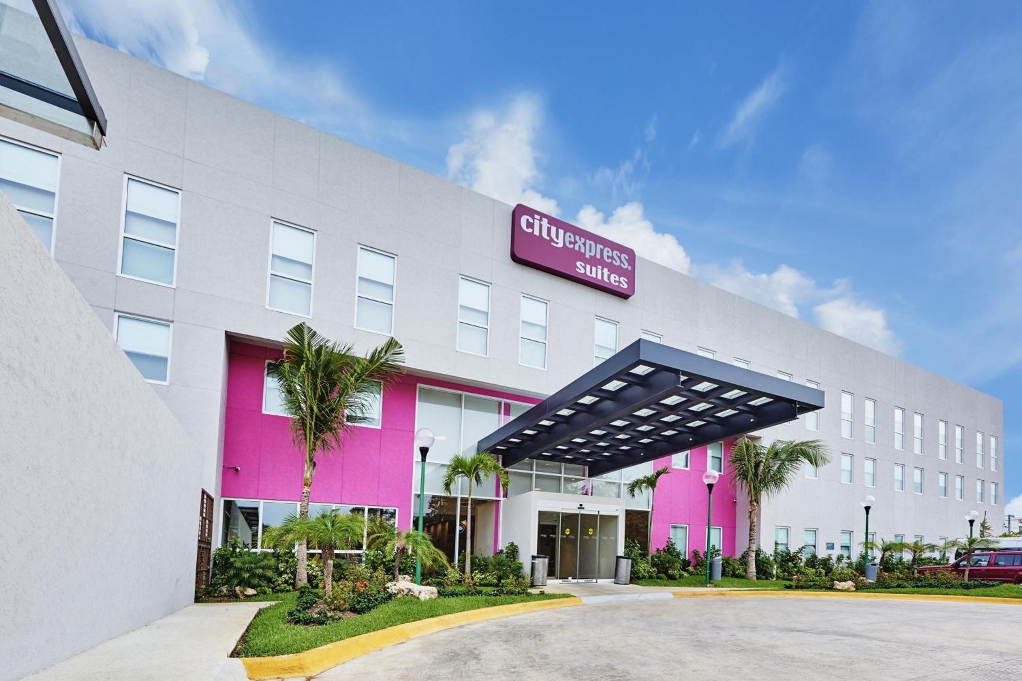 City Express Suites By Marriott Silao Aeropuerto Exterior photo